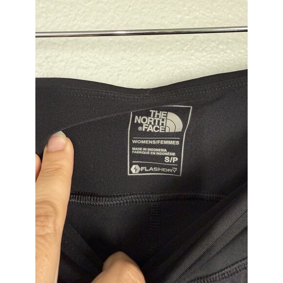 The North Face Arise and Align Size S Black Skirt/Skort Pickleball Tennis Golf - Picture 4 of 10